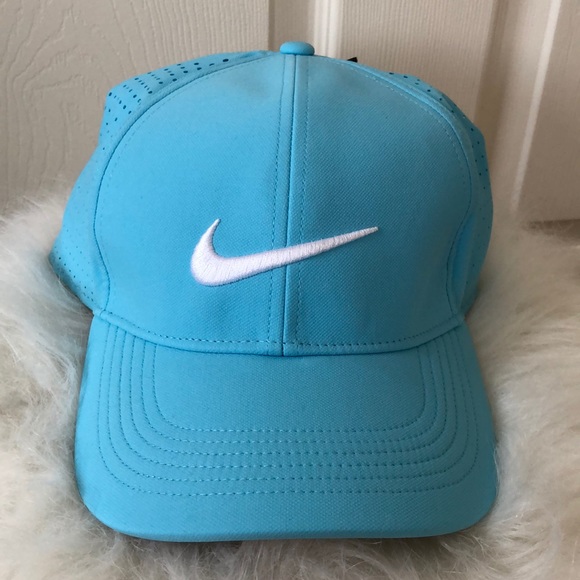 sky blue nike hat